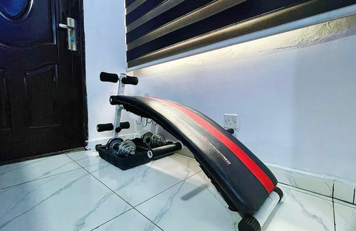 Opebi Apartment | Luxury 5-bedroom apartment in Ikeja Lagos with Wi-Fi, Netflix & full AC comfort!