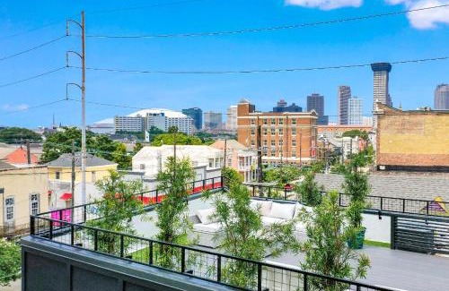 Faubourg Lafayette Villa | Luxury 5 bedroom Villa with Rooftop