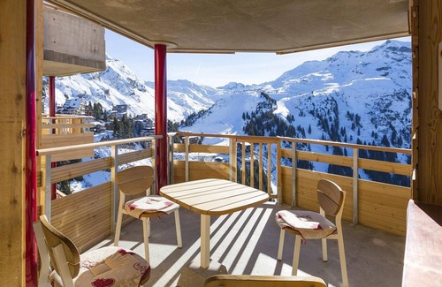 Avoriaz House | Luxury 5-room apartment for 10 pers. with pool and panoramic views