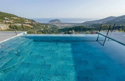 Alanya Villa | Luxury 5 Star Villa With Stunning Views, White Wings Villa 1002