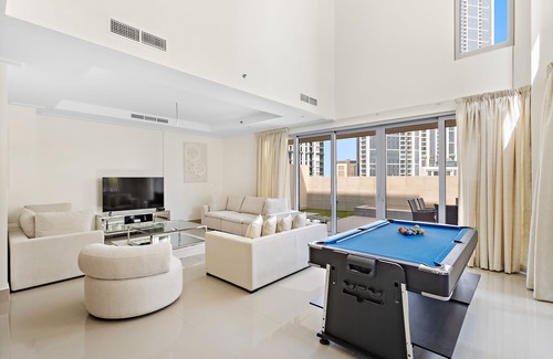 Downtown Dubai Villa | Luxury 5BR Boutique Villa - Opera Grand Dubai