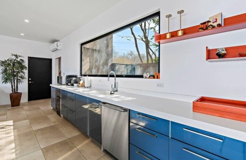 Potrero House | Luxury 5BR Oceanview Villa with Infinity Pool, King Beds, and Sunset Views Over