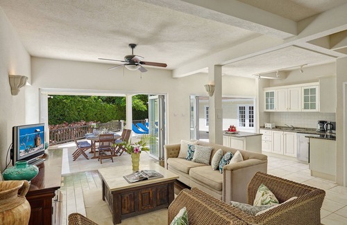 Mullins Villa | Luxury 6 Bed Villa With Pool, Mullins Bay