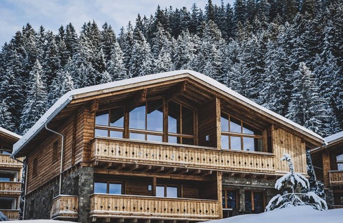 Valbella Apartment | Luxury 6-person apartment in the holiday park Landal Alpine Lodge Lenzerheide