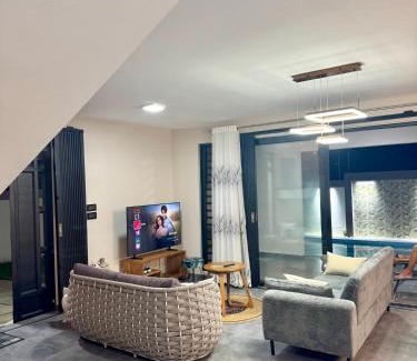 Flic-en-Flac Villa | Luxury 6BR Villa Flic en Flac