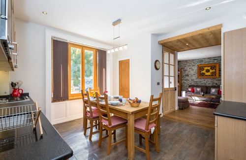 Les Praz-de-Chamonix Apartment | Luxury accommodation in the heart of Chamonix valley
