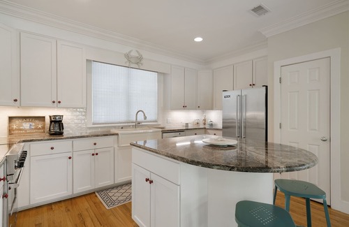 Seaside Cottage | Luxury Accommodations in the Heart of Seaside, FL + 2 Adult Bikes!