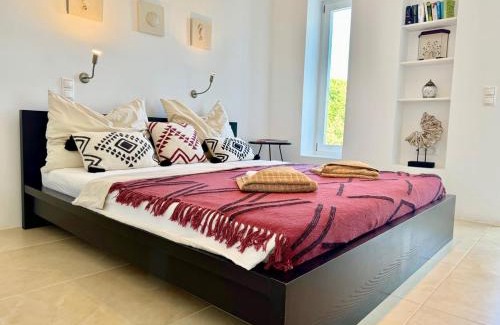 Paros Villa | Luxury Alaia villa with panoramic views, Kostos, Paros