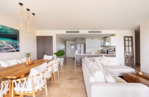 Soliman Bay Apartment | Luxury and Serenity by the Sea by BT Homes