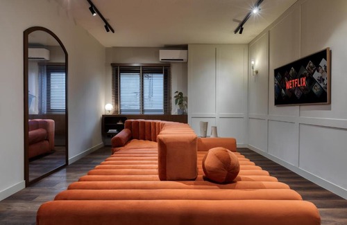Athens City Centre Apartment | Luxury and Stylish Suites in the Historical Centre