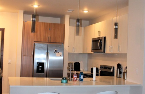 Sobro Apartment | Luxury apartment - 2 mins to Broadway!