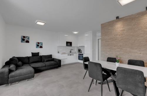 Zelenka Apartment | Luxury Apartment AdriaSun Free Beach Parking