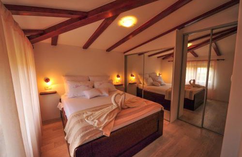 Kanfanar Apartment | Luxury apartment Alba with pool