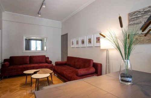 Ampelokipoi Apartment | Luxury Apartment at center of Athens