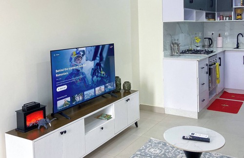 Bukoto Apartment | Luxury Apartment at Naguru Pearl, Swimming Pool, Free WIFI, self check-in