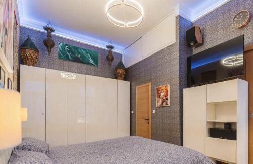 Vizivaros Apartment | Luxury Apartment by Hi5- The Actor's Den