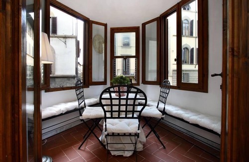 Oltrarno Apartment | Luxury Apartment in Florence "TERRAZZA DE' MEDICI"