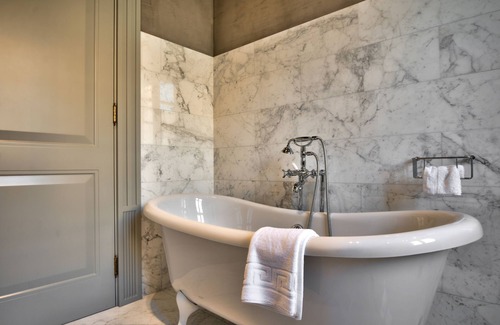 Valletta Apartment | Luxury apartment no. 1 in a restored Palazzo, 2 bedrooms & 2 bathrooms - Central