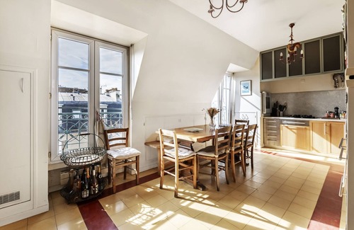 16th Arrondissement Apartment | Luxury apartment/Rooftop - Trocadero/Tour Eiffel