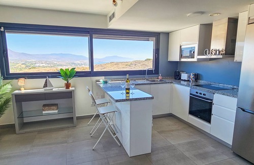 Castillo de Sabinillas Apartment | Luxury apartment Sea & Mountain view and Golf
