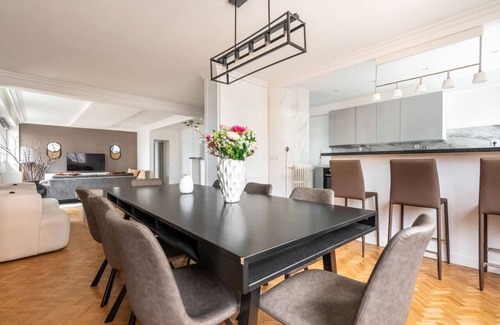 Puteaux Apartment | Luxury apartment with Eiffel Tower view - Defense