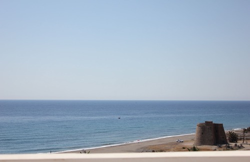 Playa Macenas Apartment | Luxury apartment with magnificent uninterrupted sea views