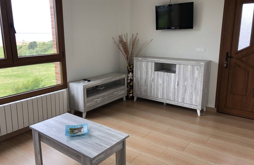Mogro Cottage | Luxury apartment with pool and tennis court. Usil-Mogro beach front