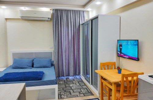 Al Mamsha El Seyahi Apartment | Luxury apartment with sea view and free beach