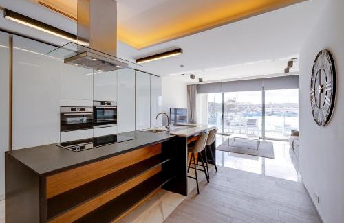 Sliema Apartment | Luxury Apartment with Valletta and Harbour Views