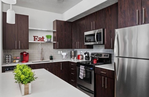 Sunset Heights Apartment | Luxury Apt Next to UVU