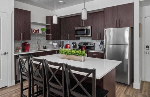 Sunset Heights Apartment | Luxury Apt Next to UVU