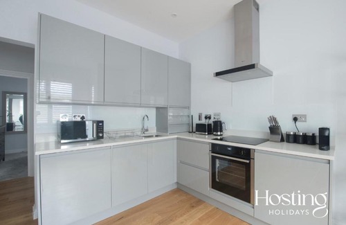 Ascot Apartment | Luxury Ascot Apartment Close To Racecourse No 1
