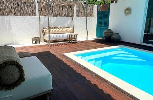Gili Air Villa | Luxury at Family Ties Villa
