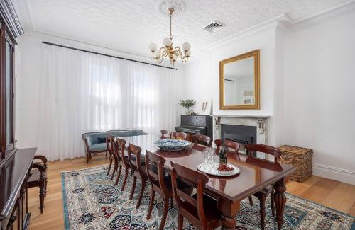 Central Mudgee House | Luxury at Lauralla - An Elegant Victorian Escape
