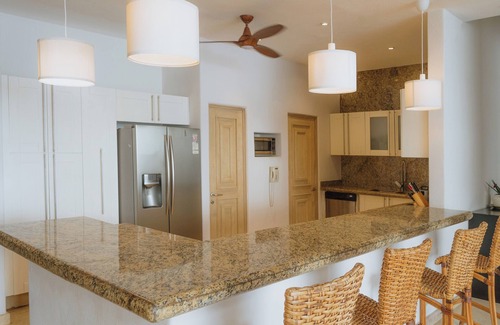 Puente del Mar Apartment | Luxury Beachfront Penthouse With Private Pool