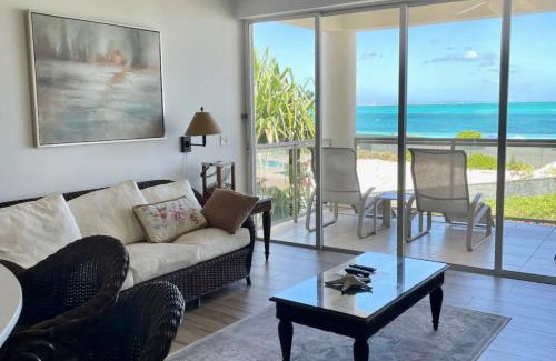 The Bight Apartment | Luxury Beachfront Apartments Grace Bay Beach