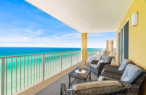West Panama City Beach Condo | Luxury Beach Condo * Free Beach Service * July Dates Almost Gone * Book Now!