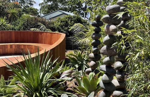 Hyams Beach House | Luxury Beach House - Book 2 nights and get 1 night FREE T & C's apply