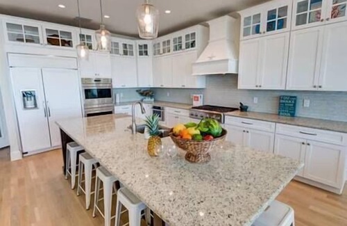 Bradenton Beach House | Luxury BEACHFRONT Beach House - Pool & Spa - Direct Gulf Access - Entire Home