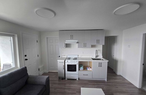 White Rock House | Luxury Beachfront Suite