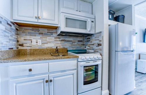 Myrtle Beach Resort | Luxury Beachfront Studio, Endless Ocean Views, Resort Amenities, Newly Remodeled