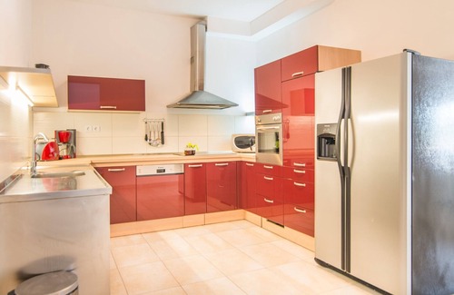 Mirce Villa | Luxury Beachfront Villa Casa Mare with private heated pool and gym right at the beach in Mirca - Brac