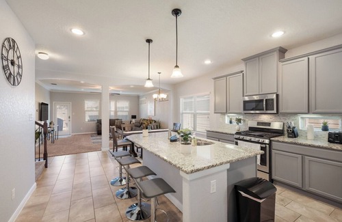 San Antonio House | Luxury Beautiful House near SeaWorld and Six Flags Fiesta Texas