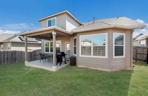 San Antonio House | Luxury Beautiful House near SeaWorld and Six Flags Fiesta Texas