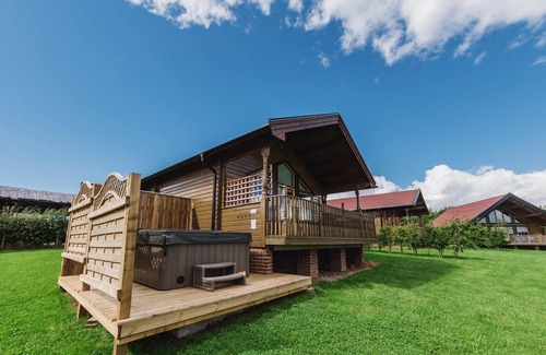 Nunthorpe Cabin | Luxury Cabin at Blackthorn Gate