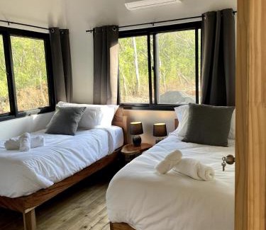 Las Escobas del Venado House | Luxury Cabin Playa Venao - Hidden Getaway