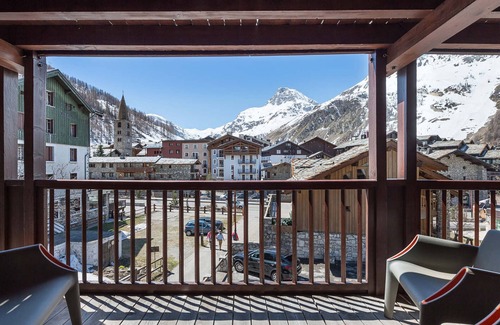 Val-d'Isere Apartment | Luxury Central Apartment with Ski Access & Stunning Views