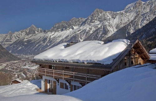 Les Houches House | Luxury chalet, Chamonix-Les Houches, ski-in/ski-out, sauna, steam room & jacuzzi