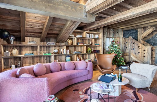 Les Belleville Ski Chalet | Luxury Chalet: Pool, Jacuzzi, Sauna, Hammam – Sleeps 14 – Close to Slopes