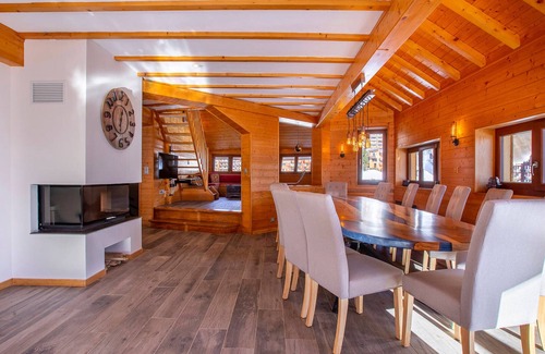 Avoriaz Ski Chalet | Luxury Chalet with Sauna and Fireplace in Central Avoriaz for 12 Guests
